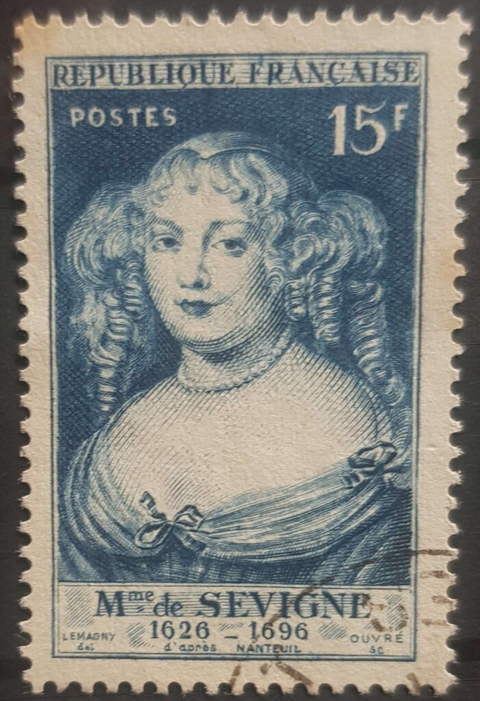 892