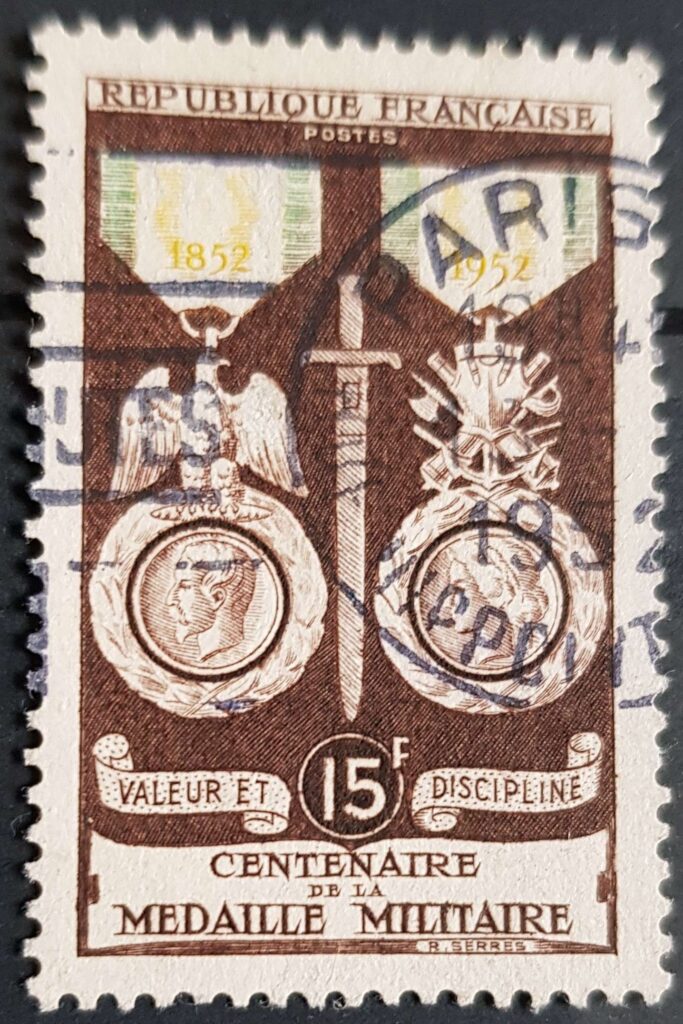 945