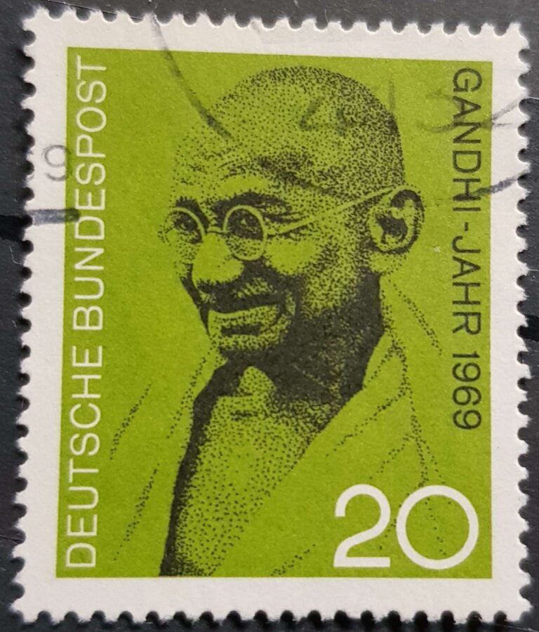 608
