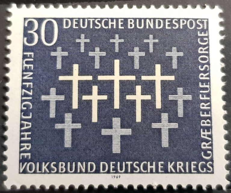 586