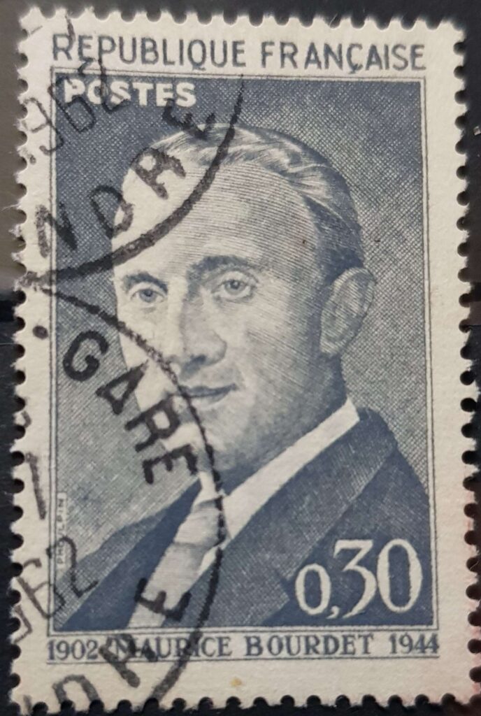 1382