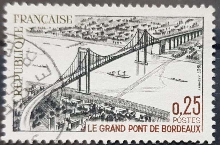 1581