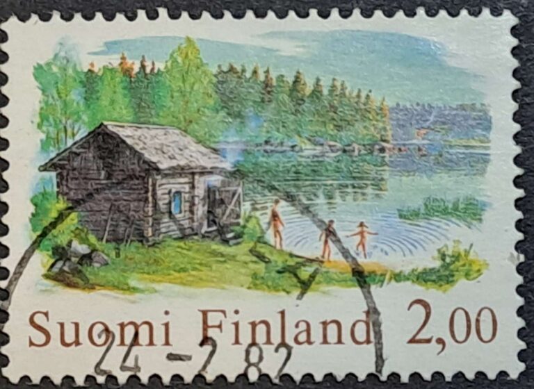 810