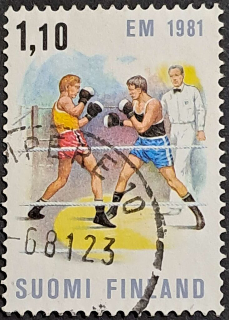 878