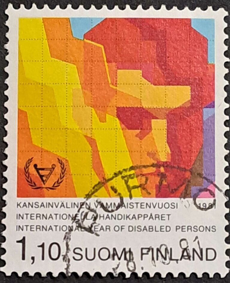 888