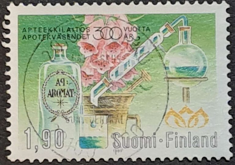 1086