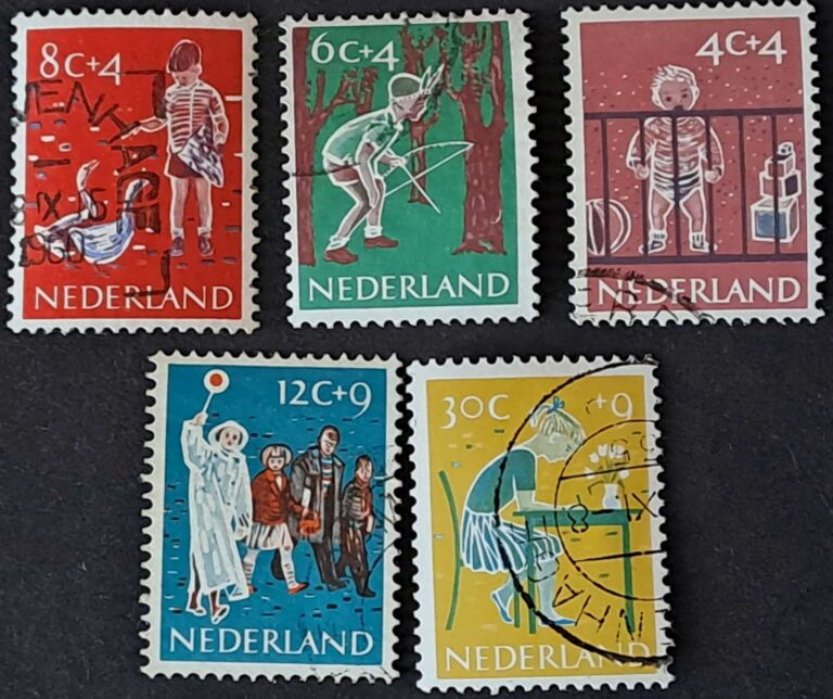 739-743