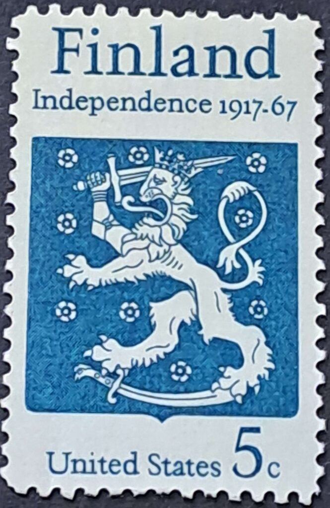 933