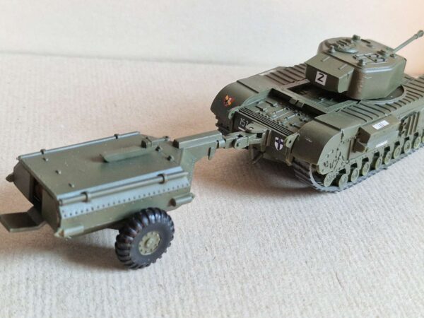 Airfix - Churchill Crocodile Tank - obrazek 3