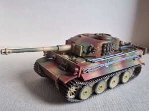 Revell - PzKpfw VI Ausf. H Tiger