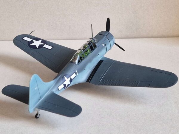 Hobby 2000 - Douglas SBD-5 Dauntless - obrazek 6