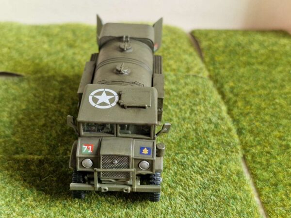 IBG - Chevrolet C60s Petrol Tank - obrazek 8