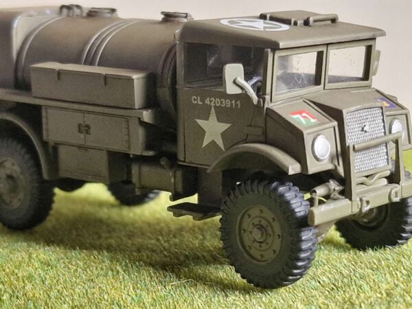 IBG - Chevrolet C60s Petrol Tank - obrazek 17