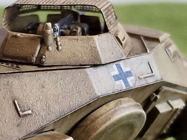 ICM - Sd.Kfz.222 - obrazek 2