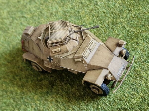 ICM - Sd.Kfz.222 - obrazek 4