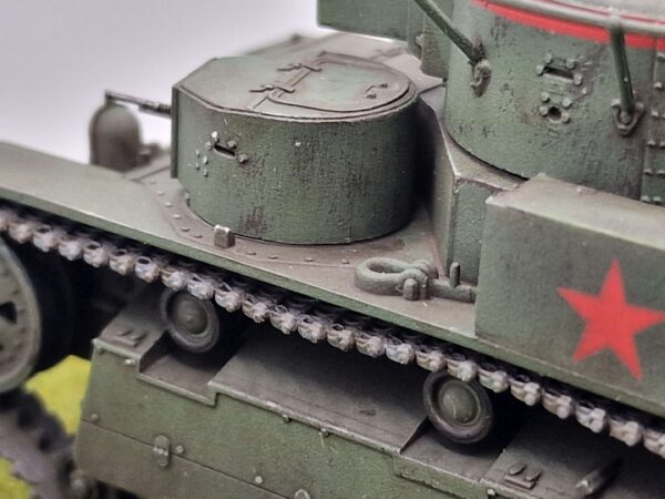 Trumpeter - T-28 - obrazek 13